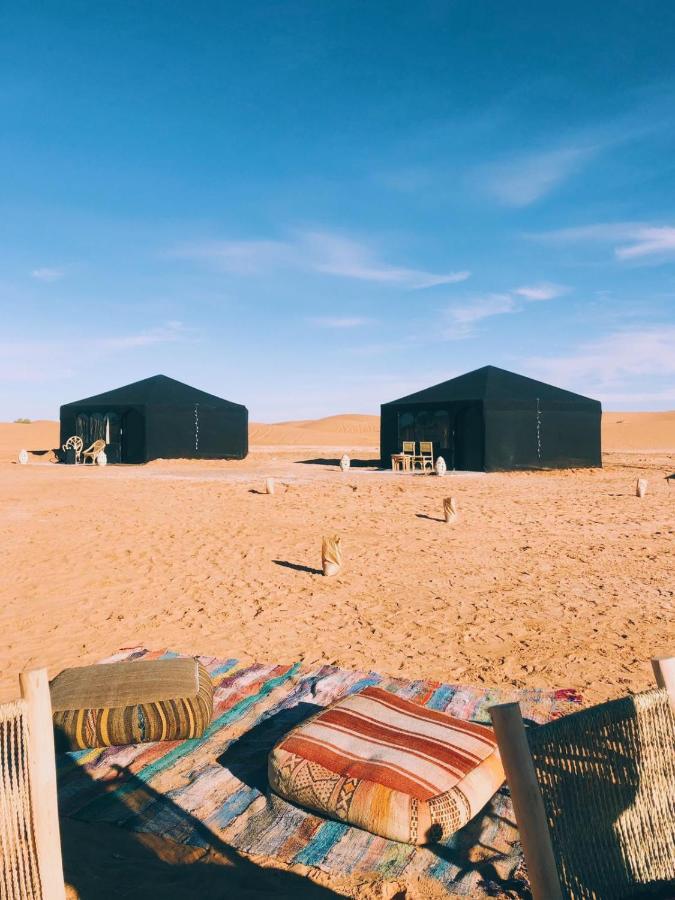 Madu Luxury Desert Camp Мерцуга Екстериор снимка