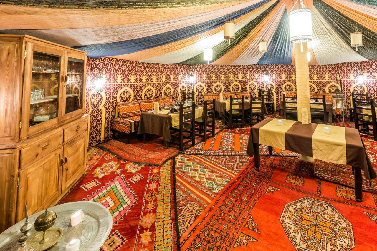 Madu Luxury Desert Camp Мерцуга Екстериор снимка