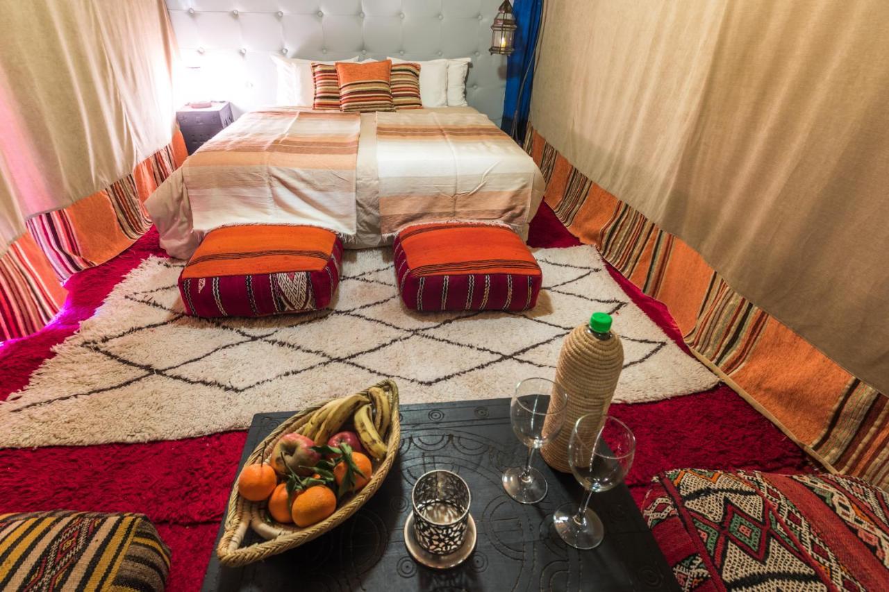 Madu Luxury Desert Camp Мерцуга Екстериор снимка